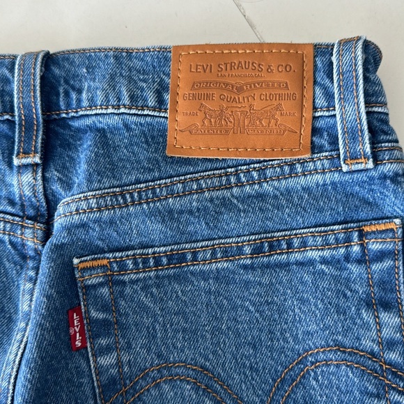 Wedgie Straight Fit Women’s Jeans - Picture 5 of 6